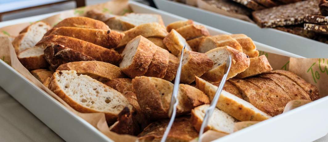 Hjemmebagt Brød, Rugbrød Med Økologisk Smør