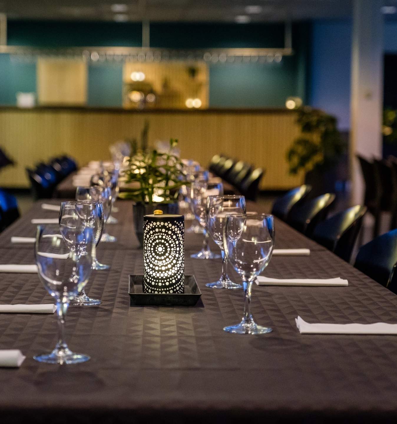 Restaurant 2 1348 X 1440 Px