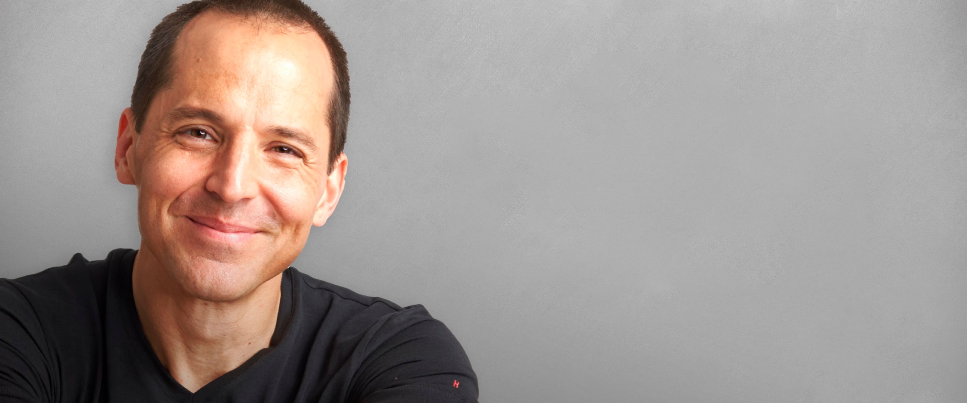 Chris Macdonald Topbanner Smalt 3840 X 1600 Px
