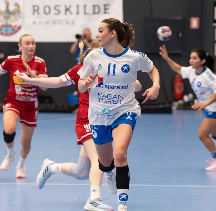 Roskilde Håndbold 2025 2026 Kvinder 4 696 X 680 Px Roskilde Håndbold 2025 2026 Kvinder 4 696 X 680 Px