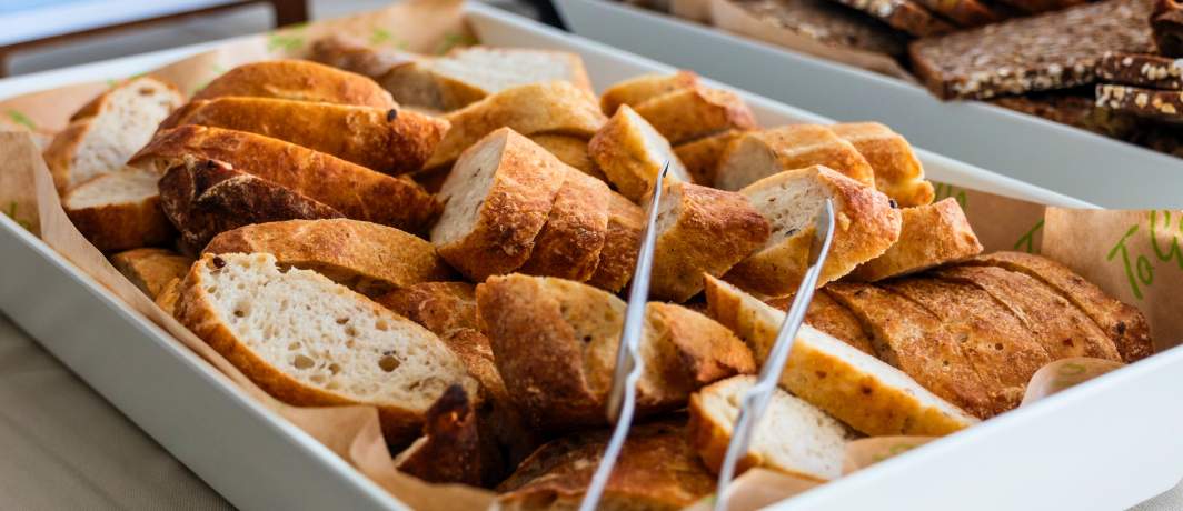 Hjemmebagt Brød, Rugbrød Med Økologisk Smør