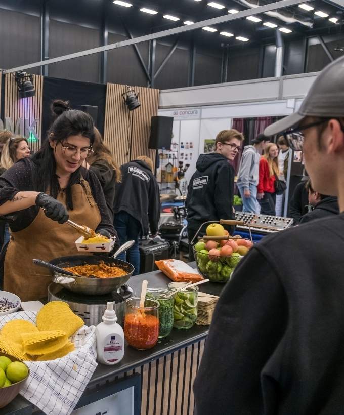 Tilberedning Tacos Ved Uddannelsesmesse