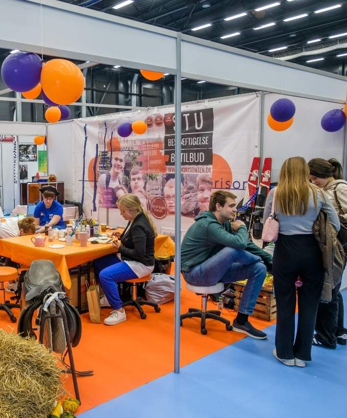 Messestand På Uddannelsesmesse For Sårbare Unge