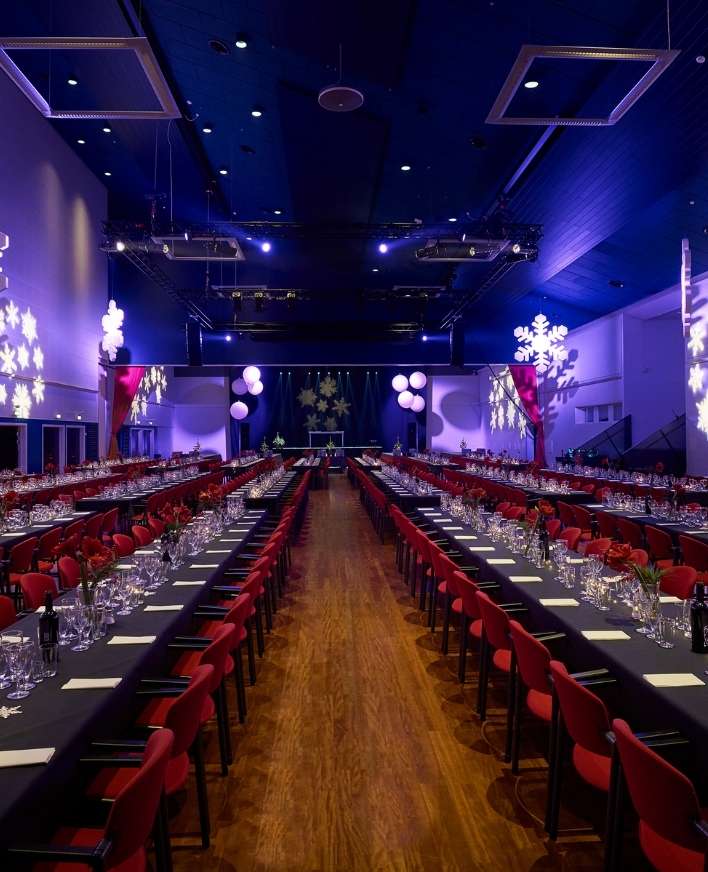 Julefrokost Mobil 708 X 872 Px