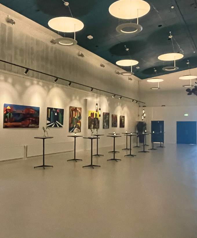 82 Lokal Kunst I Roskilde Kongres Og Idrætscenter 82 Lokal Kunst I Roskilde Kongres Og Idrætscenter