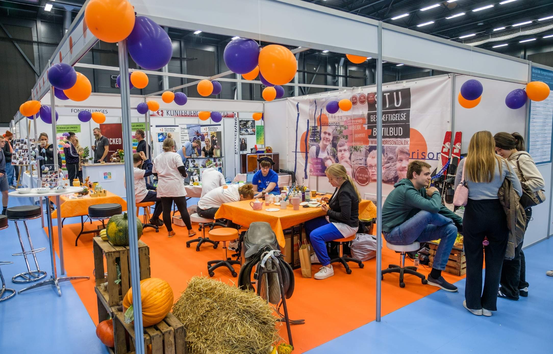 Messestand På Uddannelsesmesse For Sårbare Unge