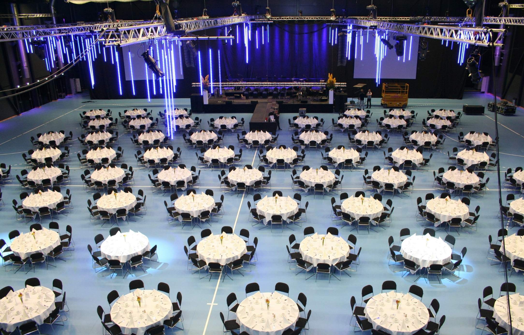 Firmafester 2168 X 1388 Px